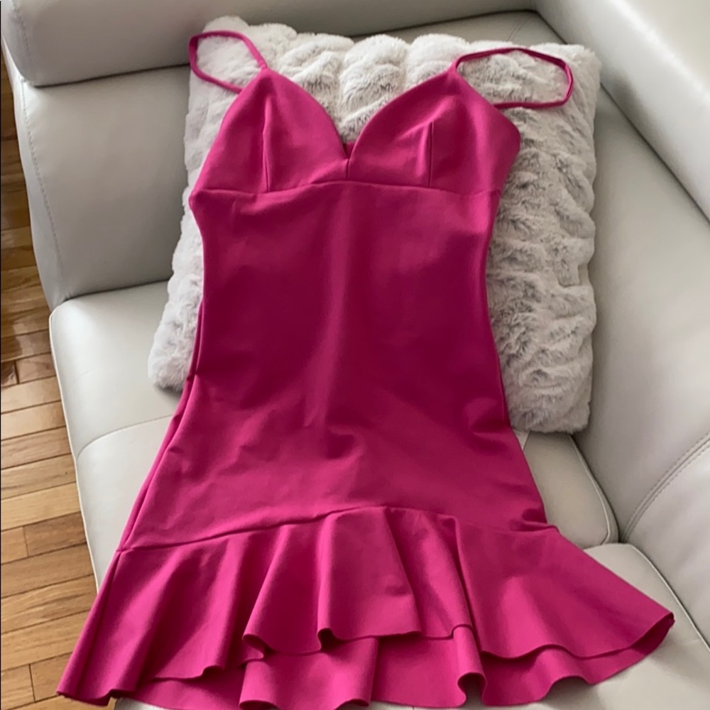 Dress pinkNew.size 8.67%rayon, 28%nylon,5%spandex.